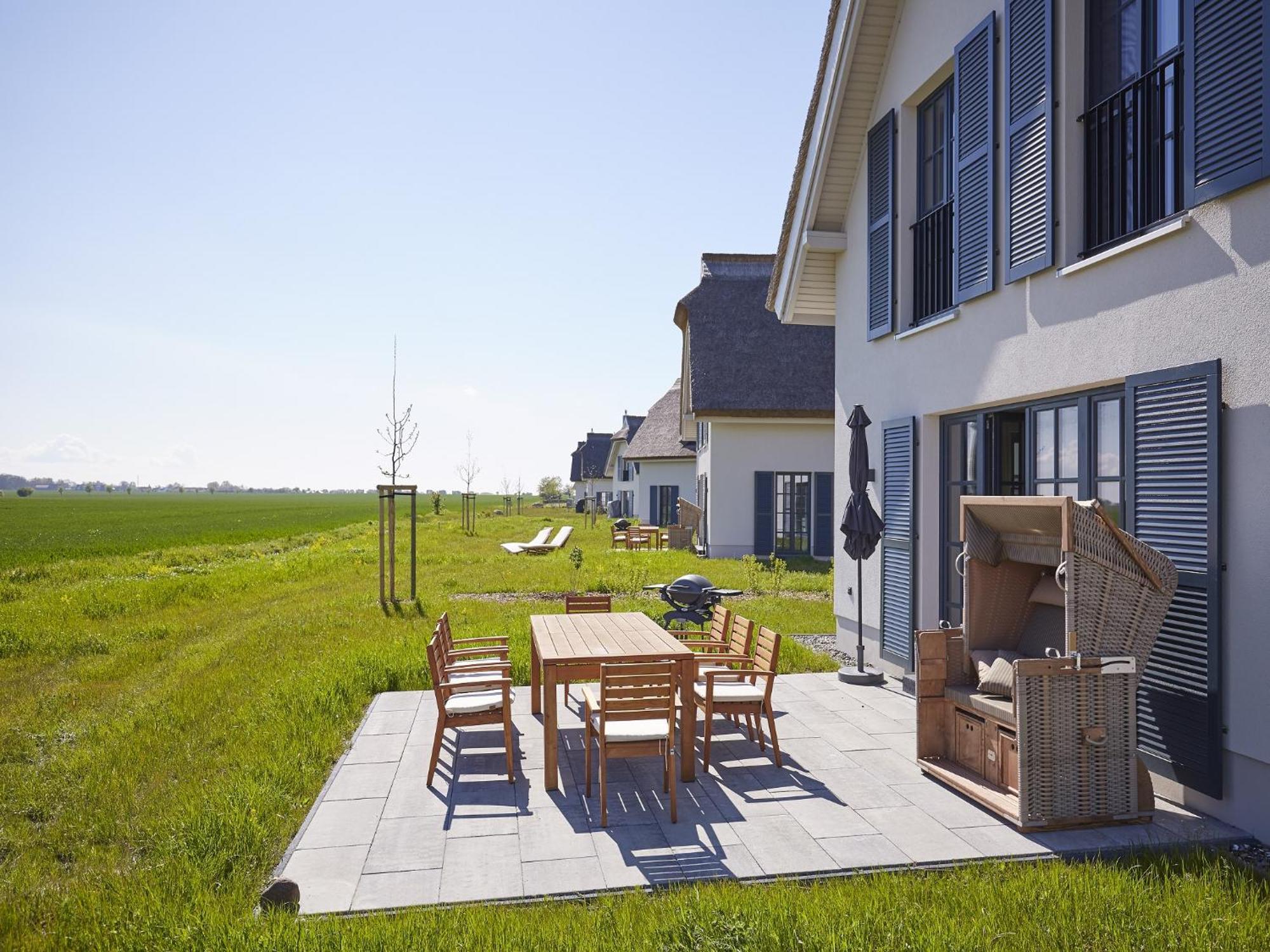 Reetland Am - Luxus Reetdachvilla Mit 3 Schlafzimmern, Sauna Und Kamin F12 * Dranske
