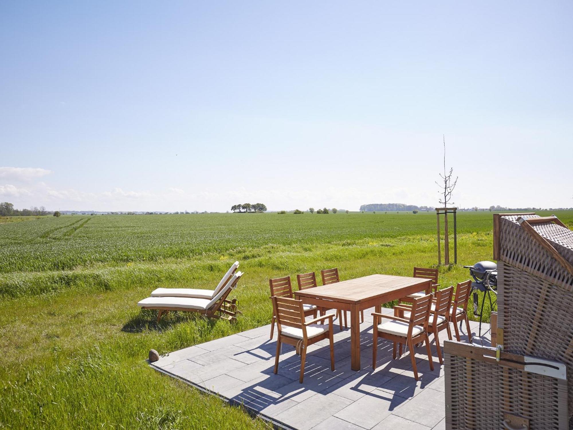 Reetland Am - Luxus Reetdachvilla Mit 3 Schlafzimmern, Sauna Und Kamin F12 Dranske